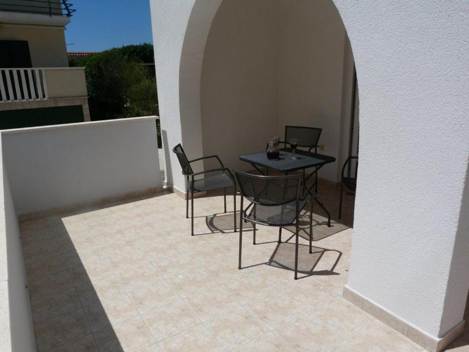 Apartmani Roko, Sevid Marina Exterior photo