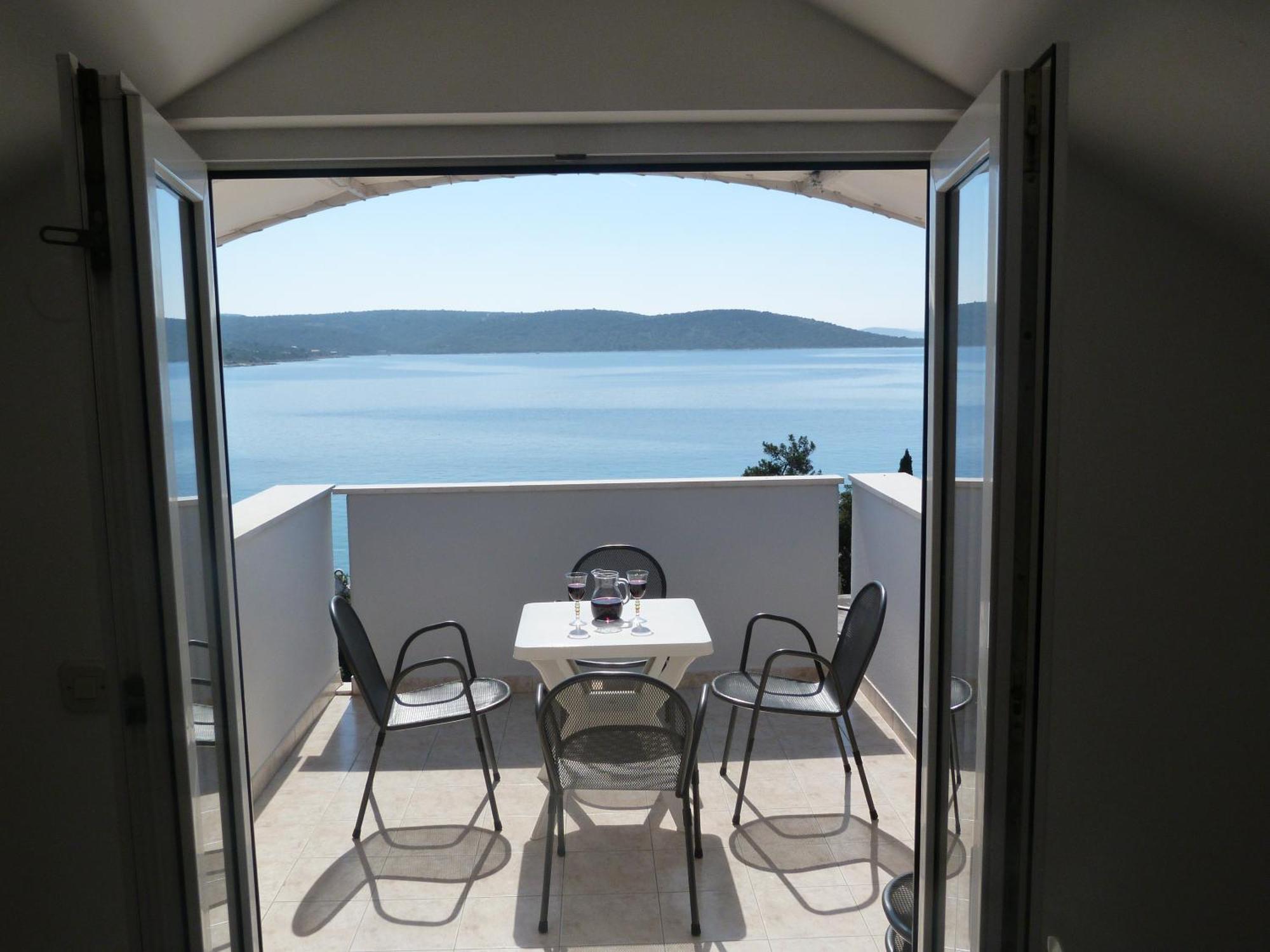 Apartmani Roko, Sevid Marina Exterior photo